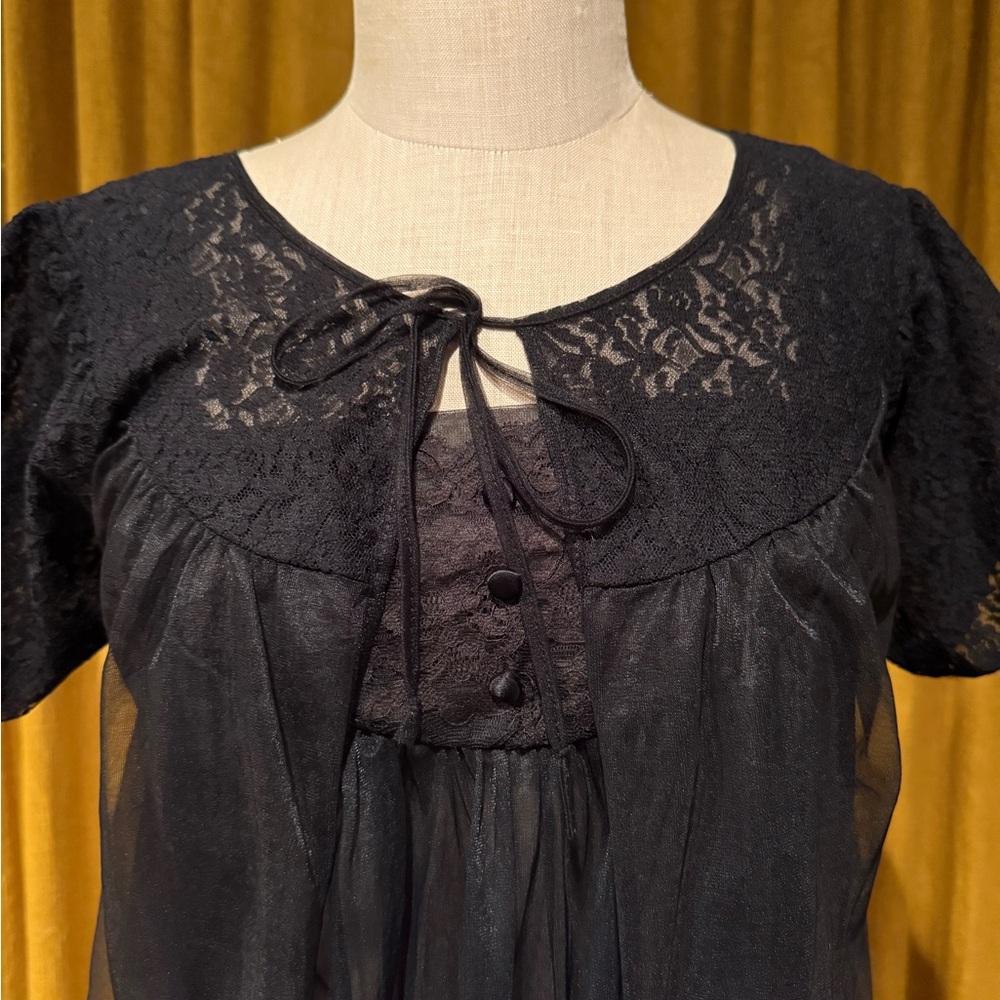 Black Negligee - Picture 2 of 9